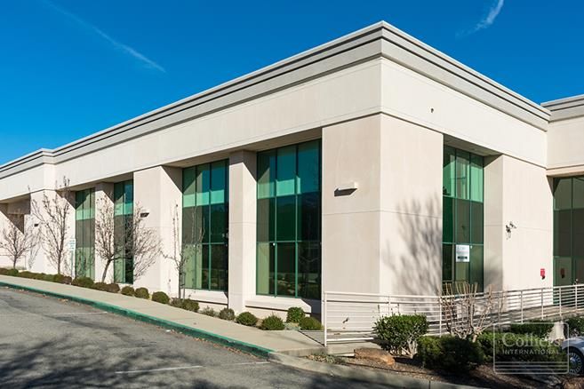 OLD EUREKA EXECUTIVE CENTER: 2701 Old Eureka Way, Redding, CA 96001